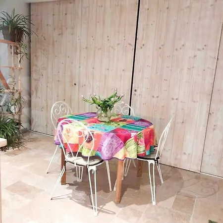 Apartment Au Rez-de-chaussee