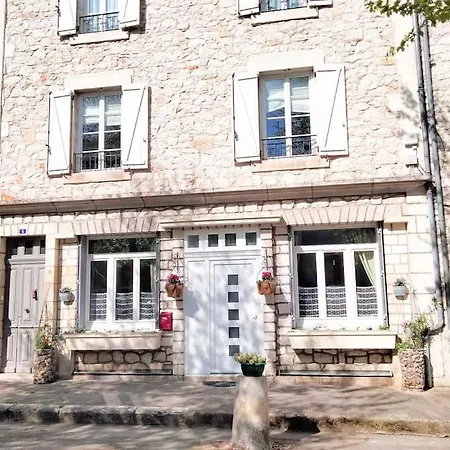 Au Rez-de-chaussee Lägenhet *