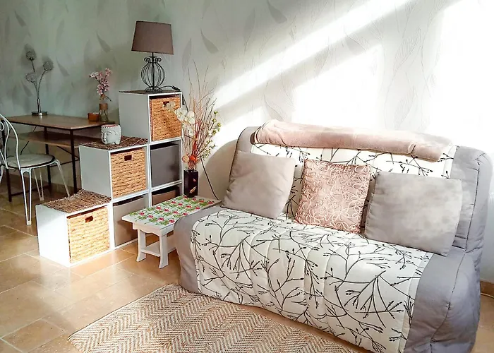 Au Rez-de-chaussee 아파트 수일락