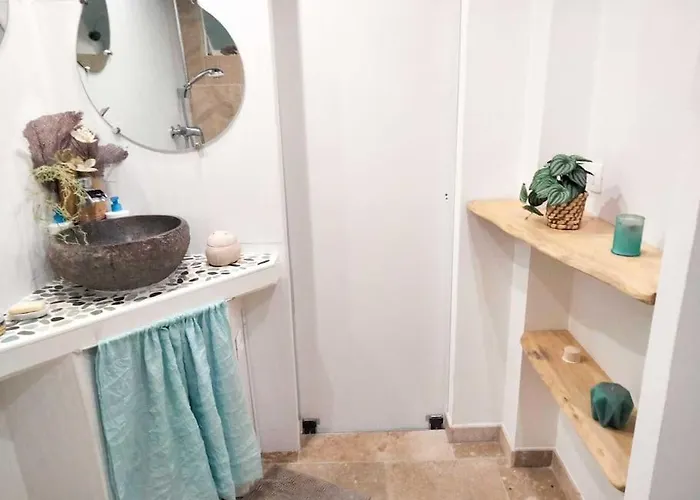 Apartament Au Rez-de-chaussee *